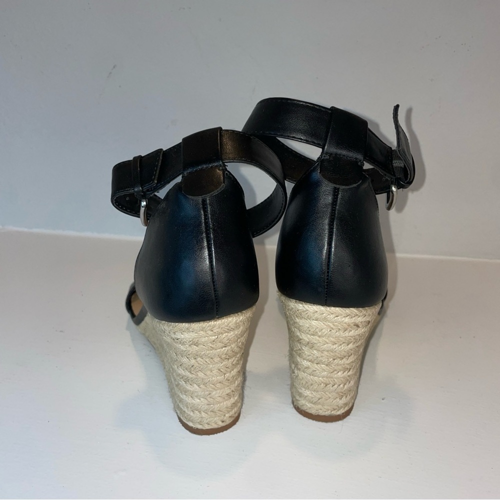 a new day Black and Tan Wedge Sandals size 11 - Picture 9 of 9